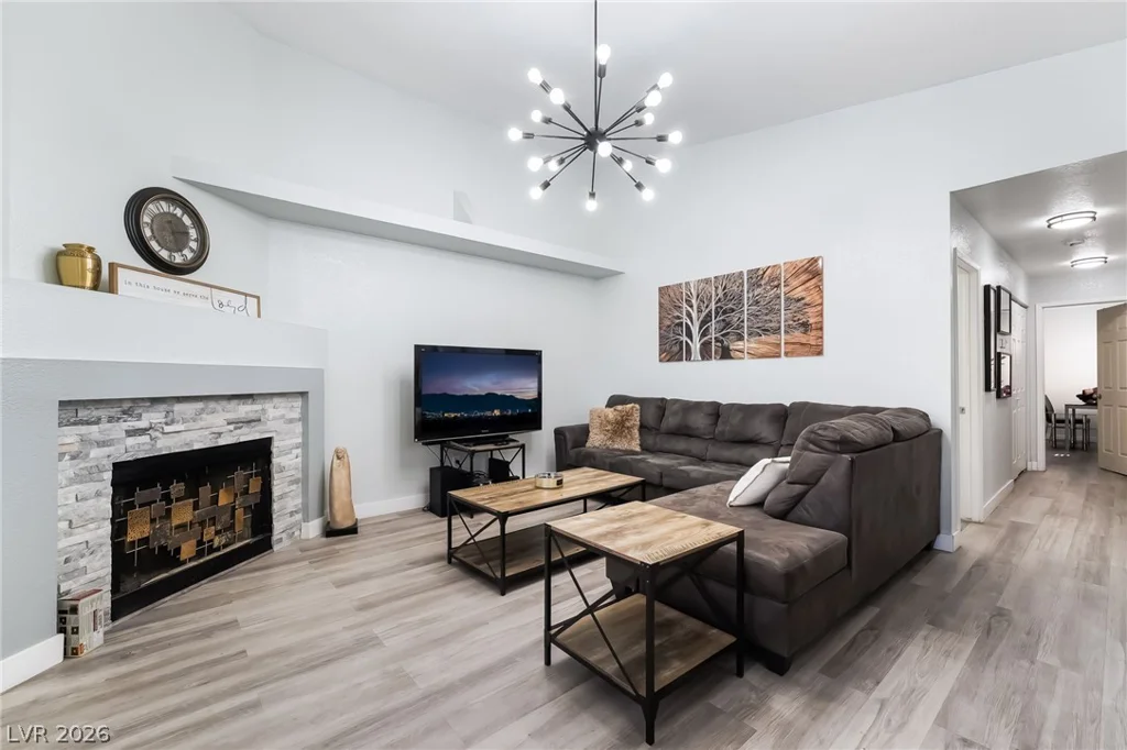 6250 Flamingo, Las Vegas, NV 89103