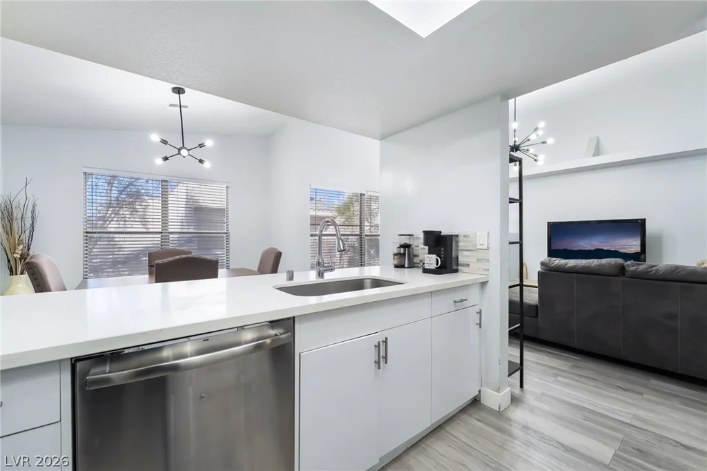 6250 Flamingo, Las Vegas, NV 89103