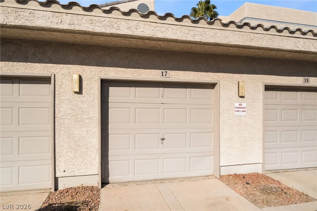 6250 Flamingo, Las Vegas, NV 89103