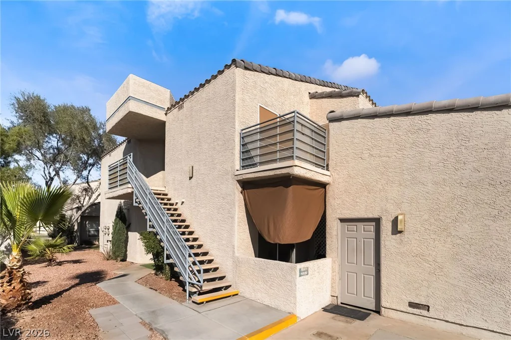 6250 Flamingo, Las Vegas, NV 89103