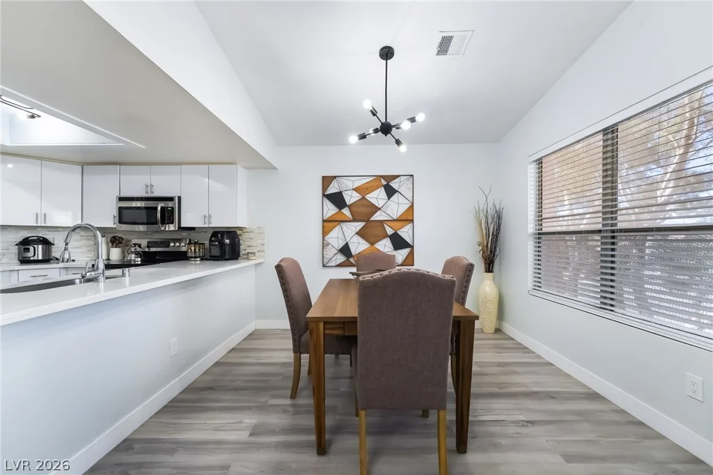 6250 Flamingo, Las Vegas, NV 89103