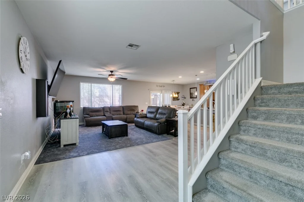 7745 Donner Peak, Las Vegas, NV 89166