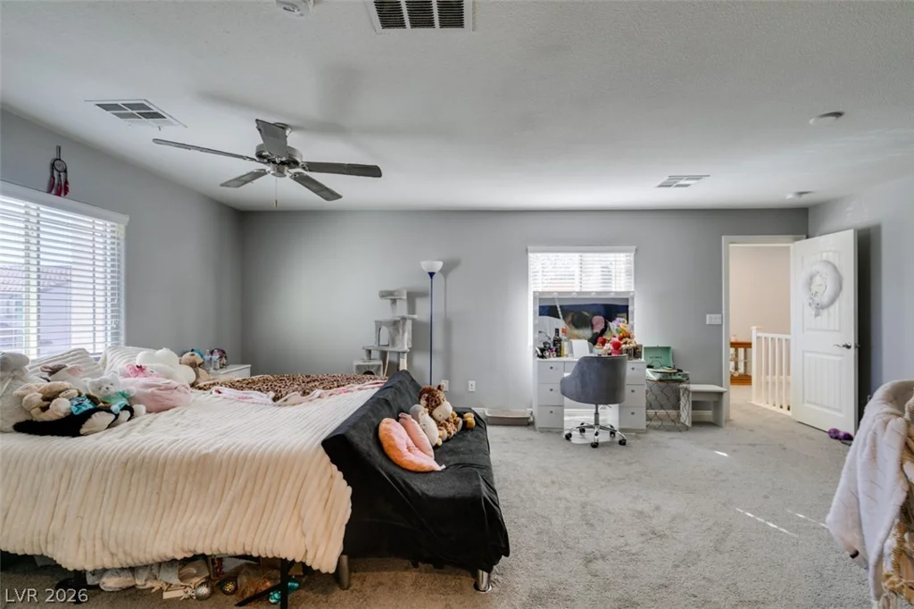 7745 Donner Peak, Las Vegas, NV 89166