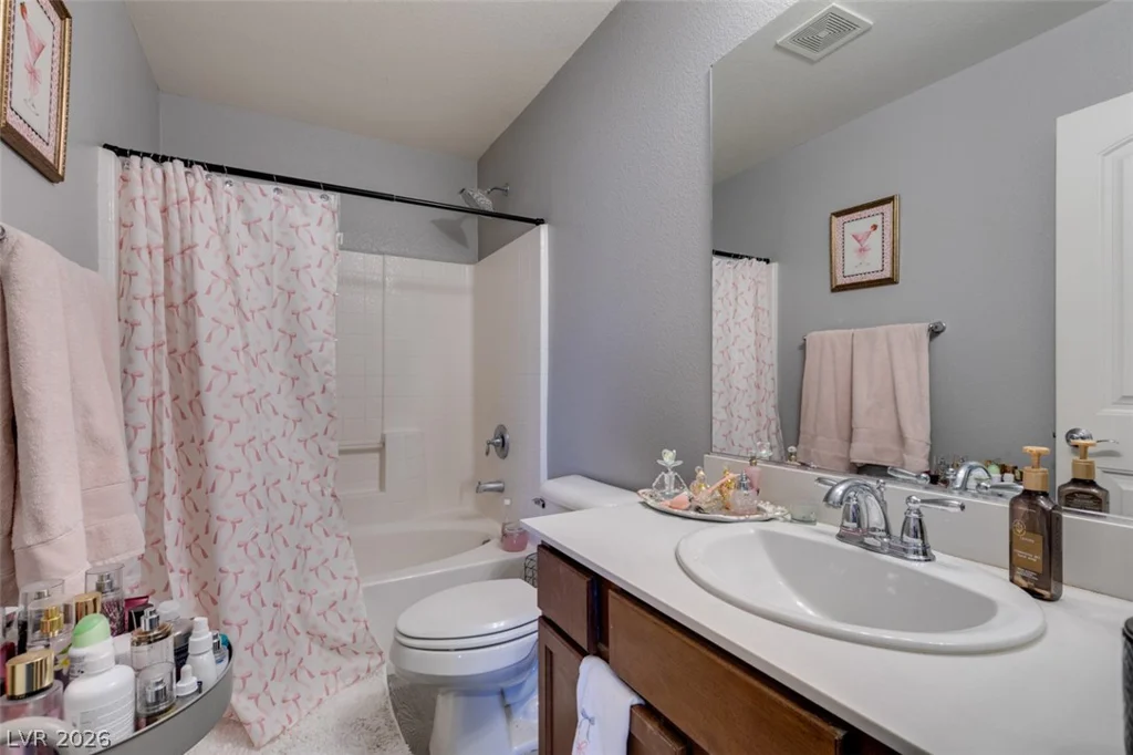 7745 Donner Peak, Las Vegas, NV 89166