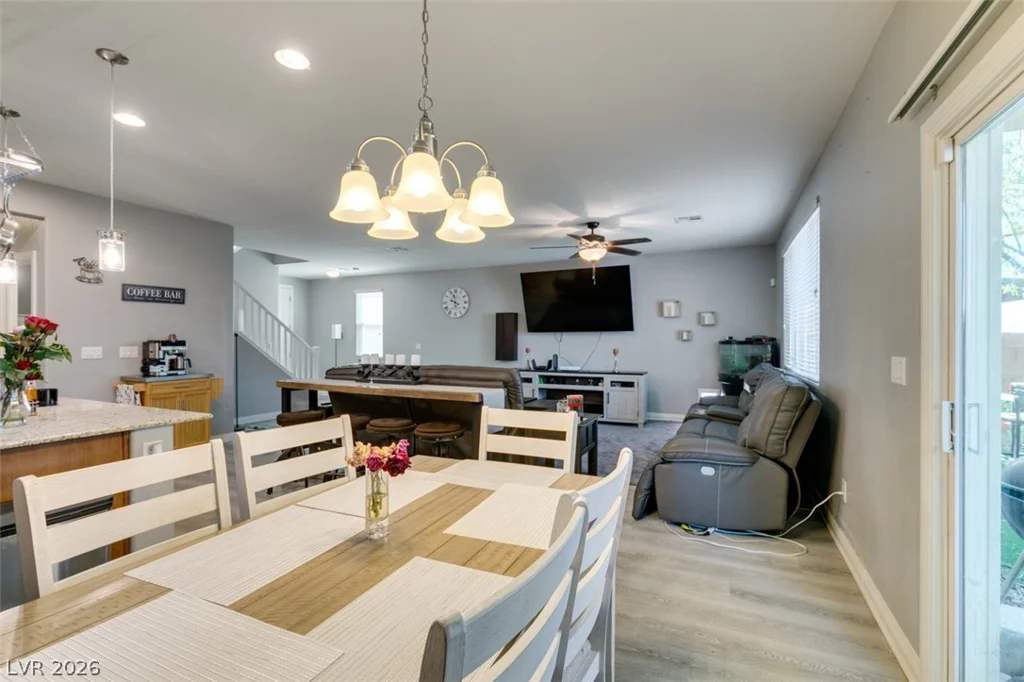 7745 Donner Peak, Las Vegas, NV 89166