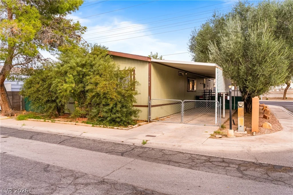3580 Lost Hills, Las Vegas, NV 89122