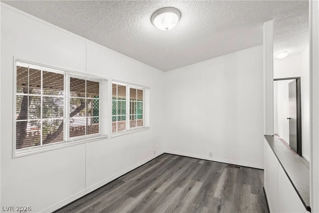 3580 Lost Hills, Las Vegas, NV 89122