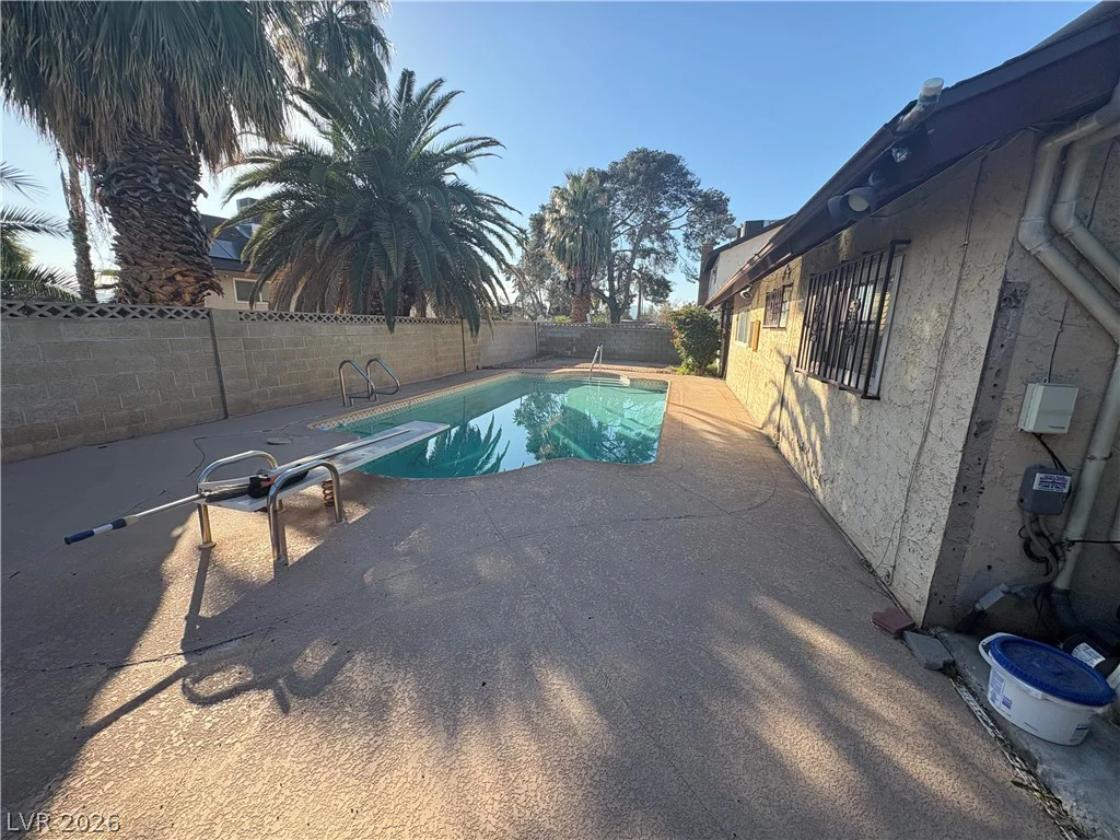 4204 Grace, Las Vegas, NV 89121