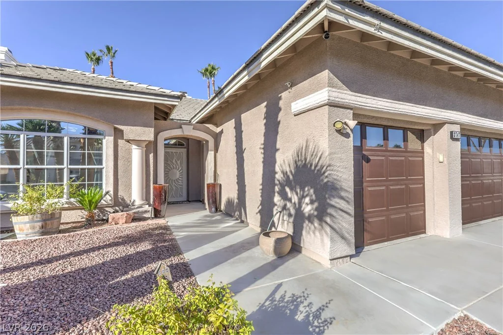 3747 Broadmead, Las Vegas, NV 89147
