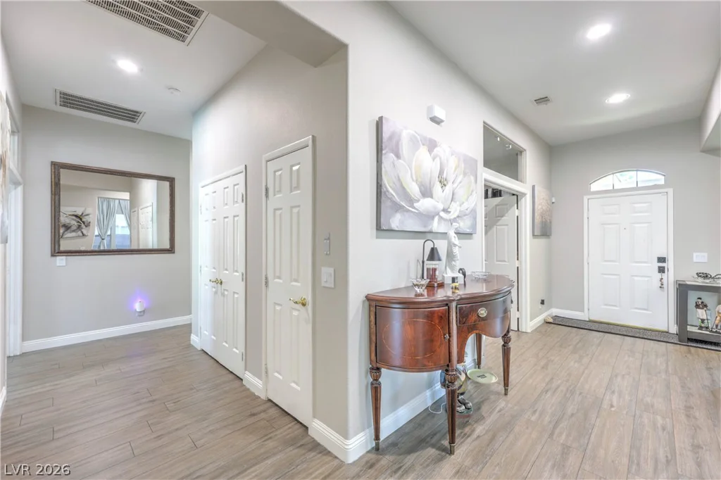 3747 Broadmead, Las Vegas, NV 89147