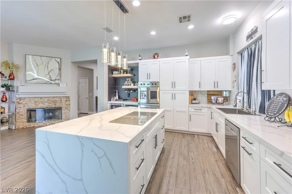 3747 Broadmead, Las Vegas, NV 89147