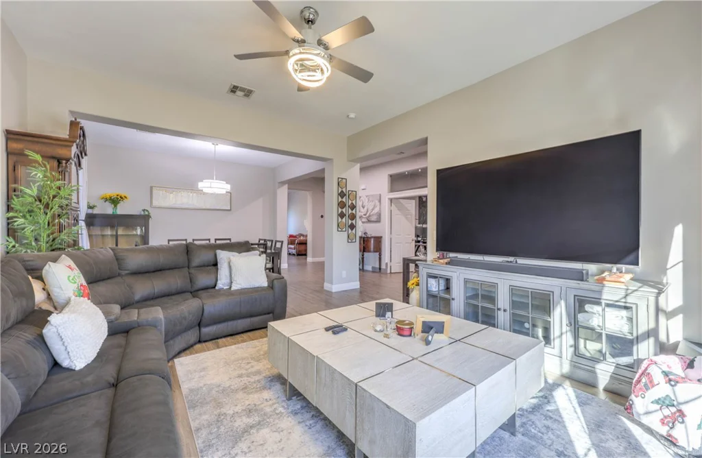 3747 Broadmead, Las Vegas, NV 89147