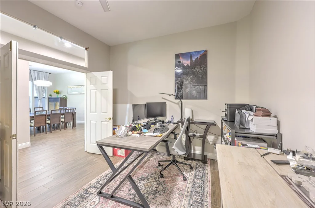 3747 Broadmead, Las Vegas, NV 89147