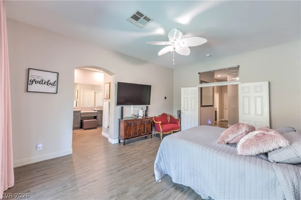 3747 Broadmead, Las Vegas, NV 89147