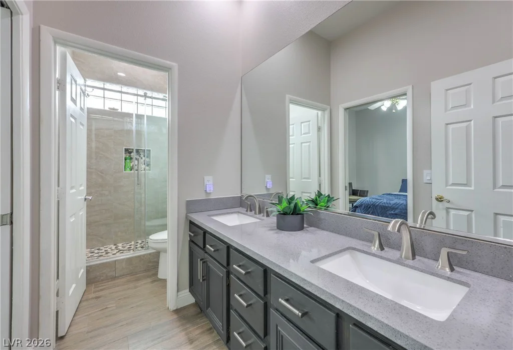 3747 Broadmead, Las Vegas, NV 89147