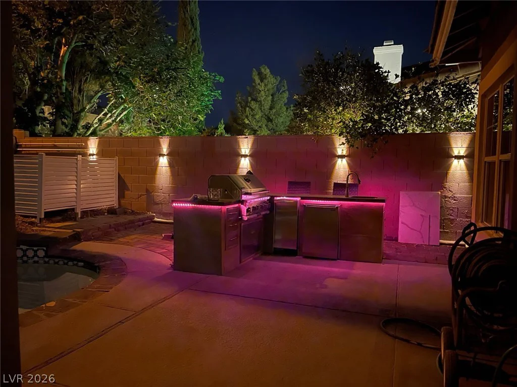 3747 Broadmead, Las Vegas, NV 89147