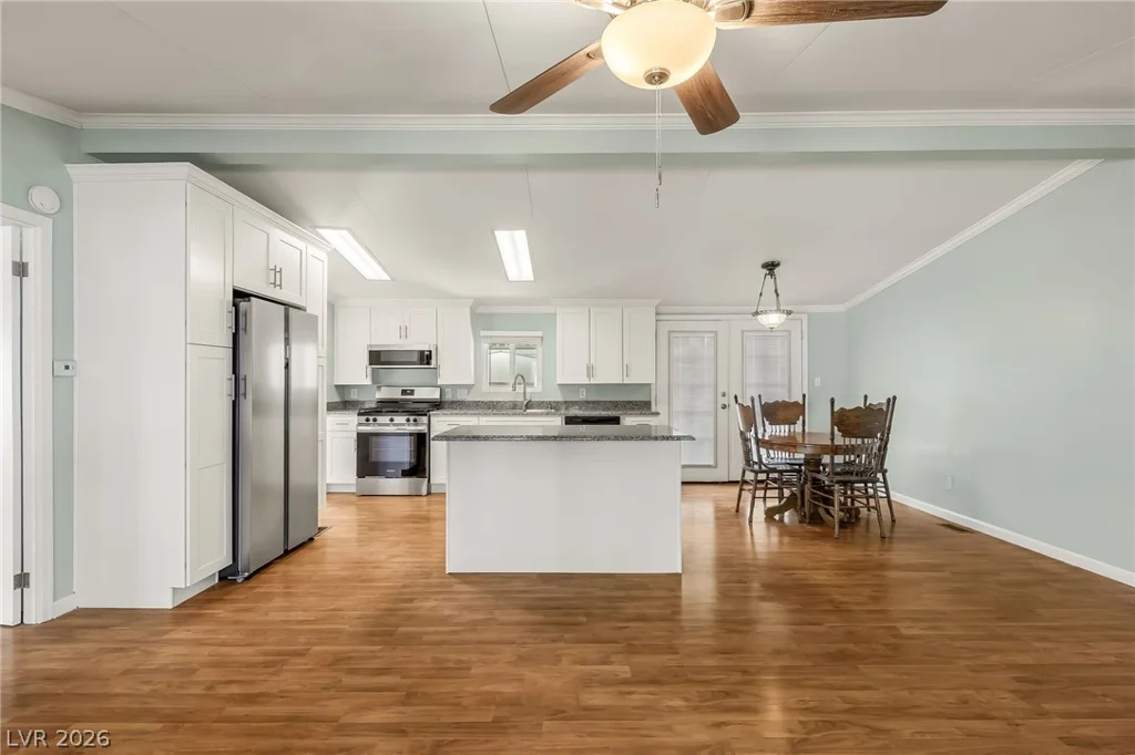 1615 Granada, Laughlin, NV 89029