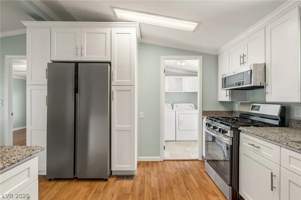 1615 Granada, Laughlin, NV 89029