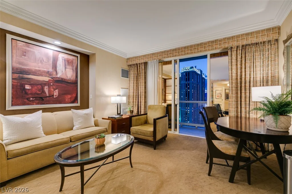 145 HARMON, Las Vegas, NV 89109