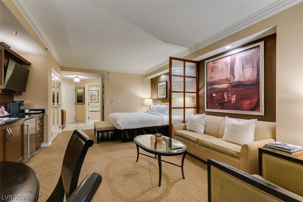 145 HARMON, Las Vegas, NV 89109