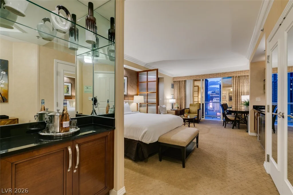 145 HARMON, Las Vegas, NV 89109