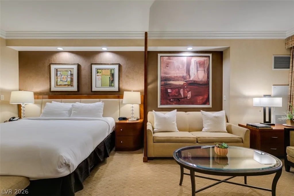 145 HARMON, Las Vegas, NV 89109