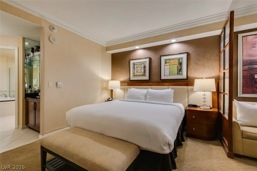 145 HARMON, Las Vegas, NV 89109