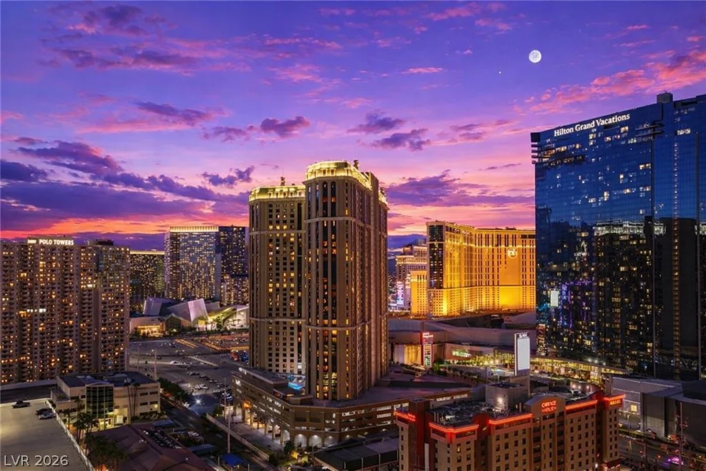 145 HARMON, Las Vegas, NV 89109