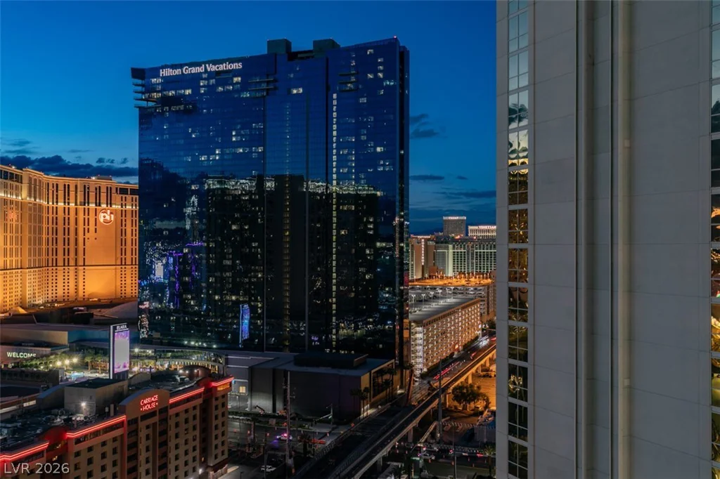 145 HARMON, Las Vegas, NV 89109