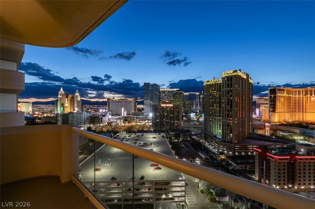 145 HARMON, Las Vegas, NV 89109
