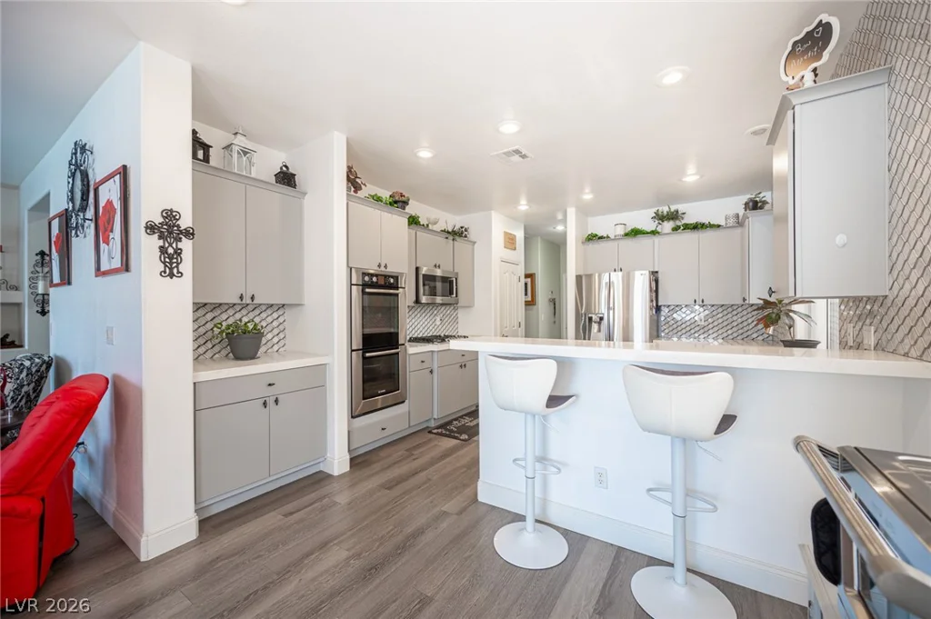 10212 Crystal Arch, Las Vegas, NV 89129