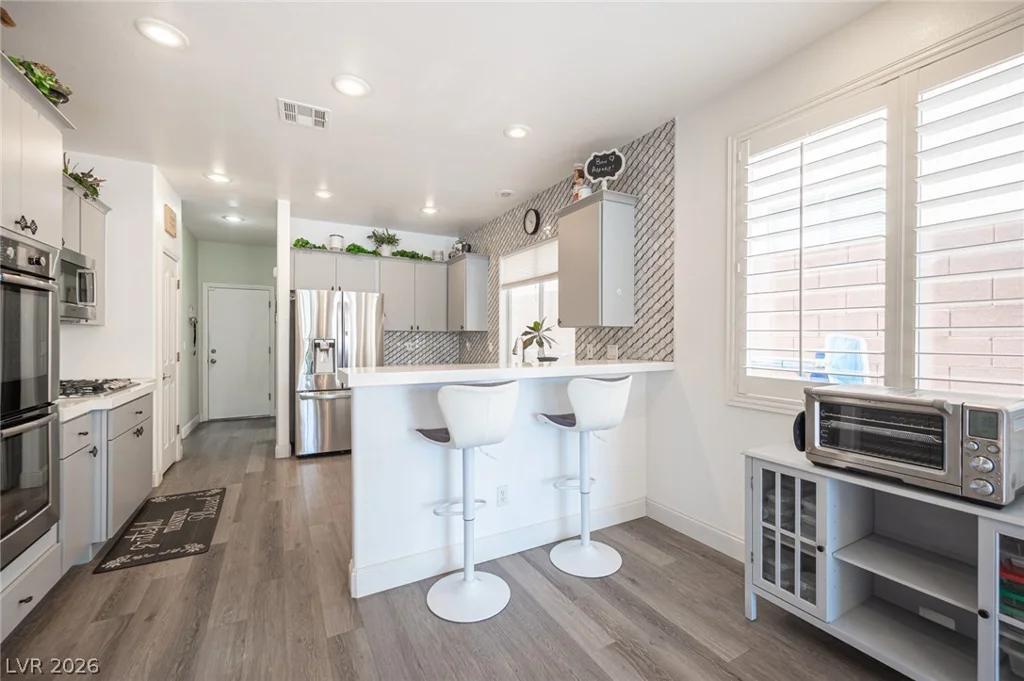 10212 Crystal Arch, Las Vegas, NV 89129