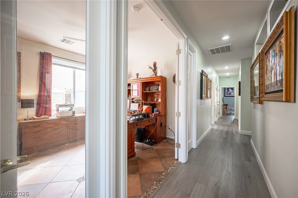 10212 Crystal Arch, Las Vegas, NV 89129