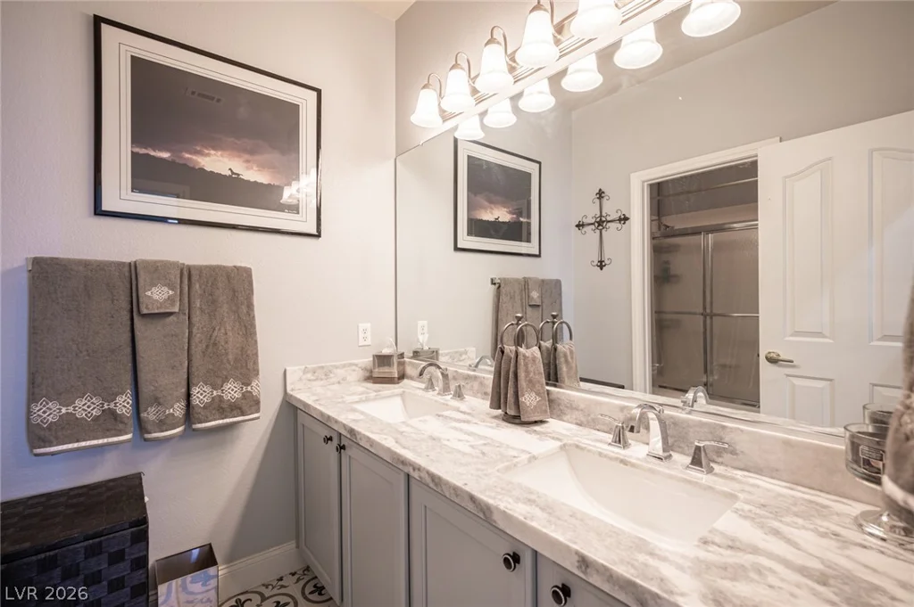 10212 Crystal Arch, Las Vegas, NV 89129