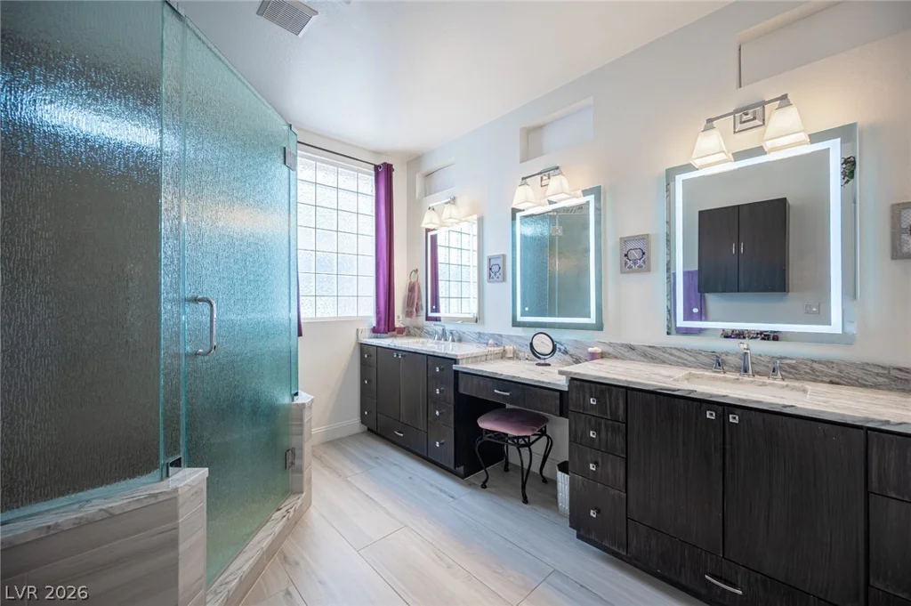 10212 Crystal Arch, Las Vegas, NV 89129