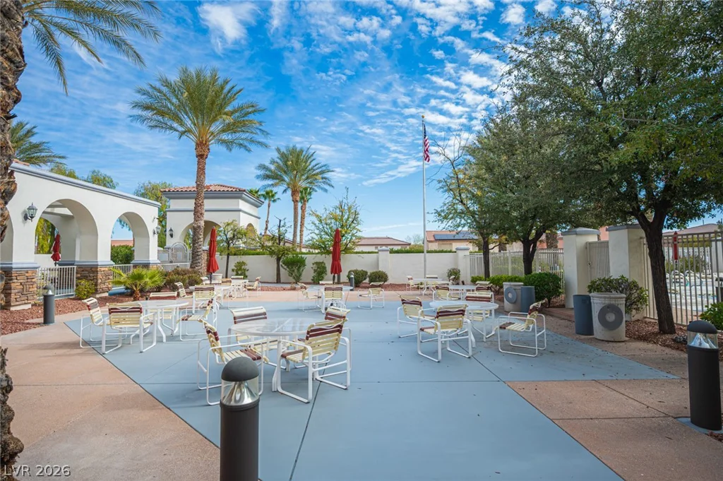 10212 Crystal Arch, Las Vegas, NV 89129