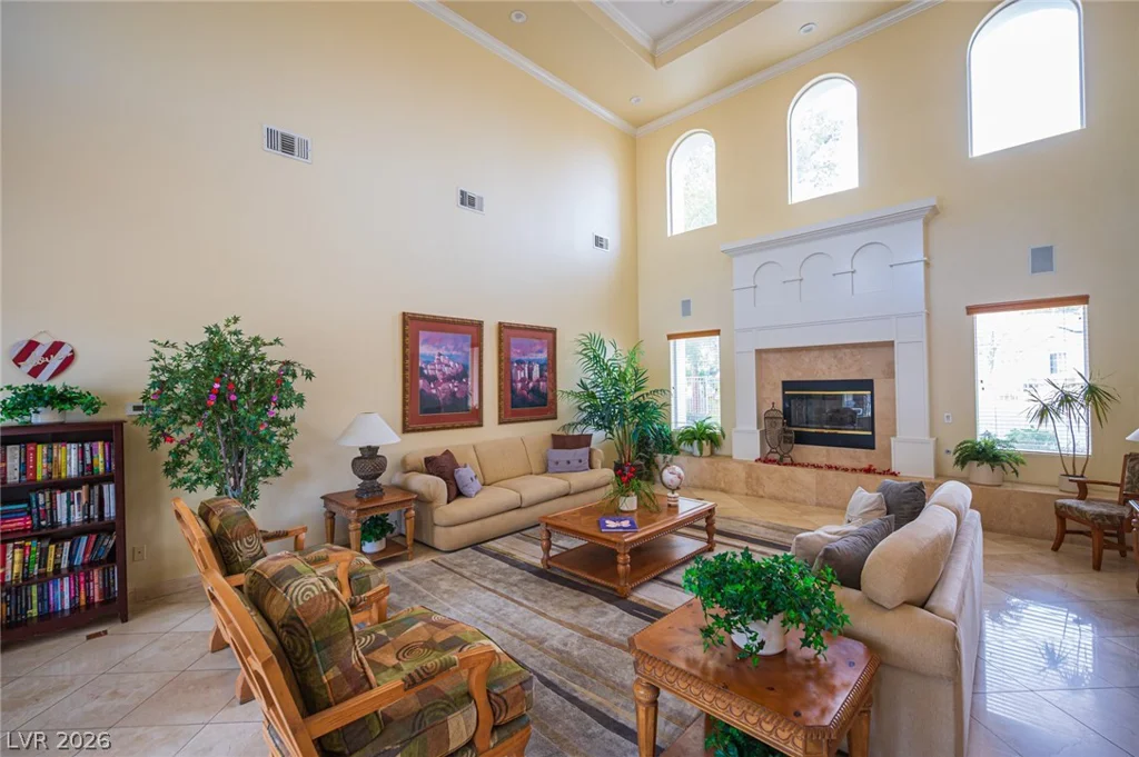 10212 Crystal Arch, Las Vegas, NV 89129