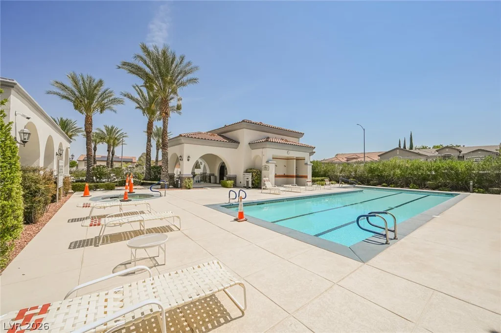 10212 Crystal Arch, Las Vegas, NV 89129