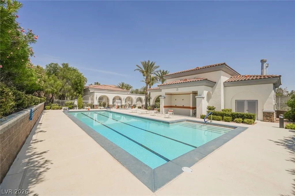 10212 Crystal Arch, Las Vegas, NV 89129