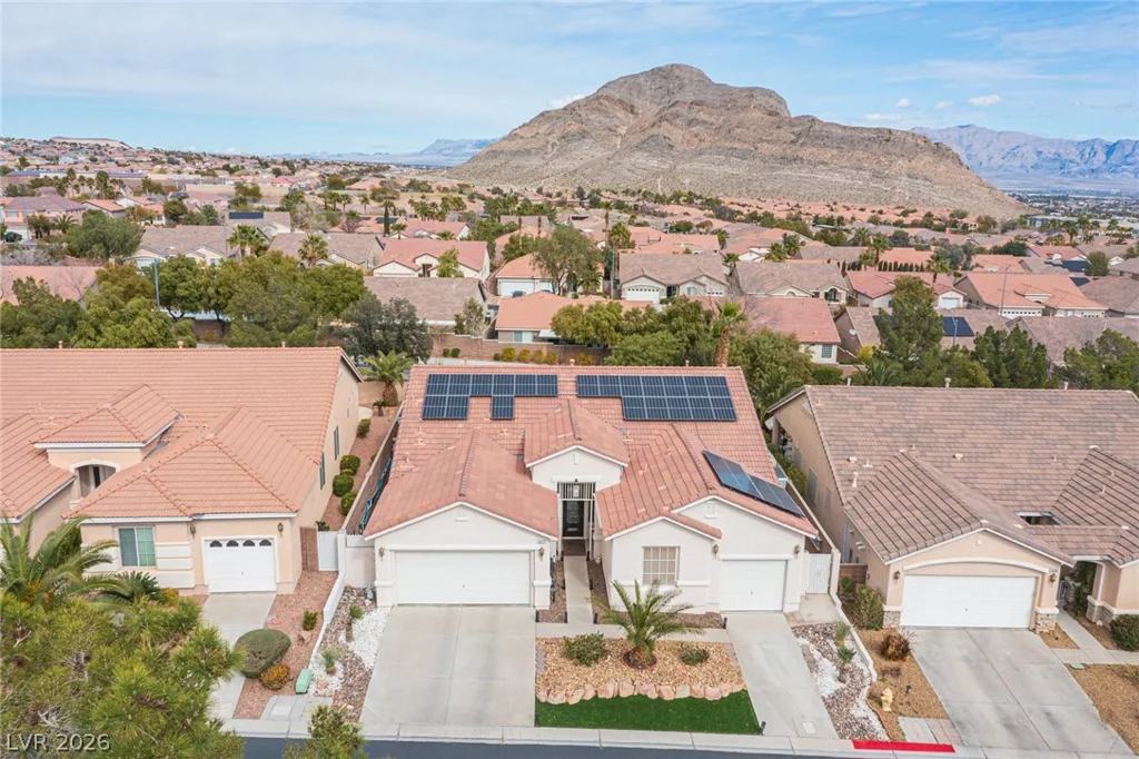 10212 Crystal Arch, Las Vegas, NV 89129