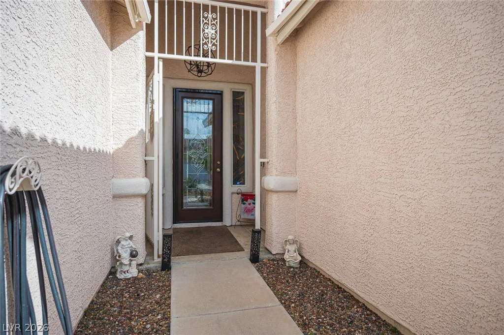 10212 Crystal Arch, Las Vegas, NV 89129