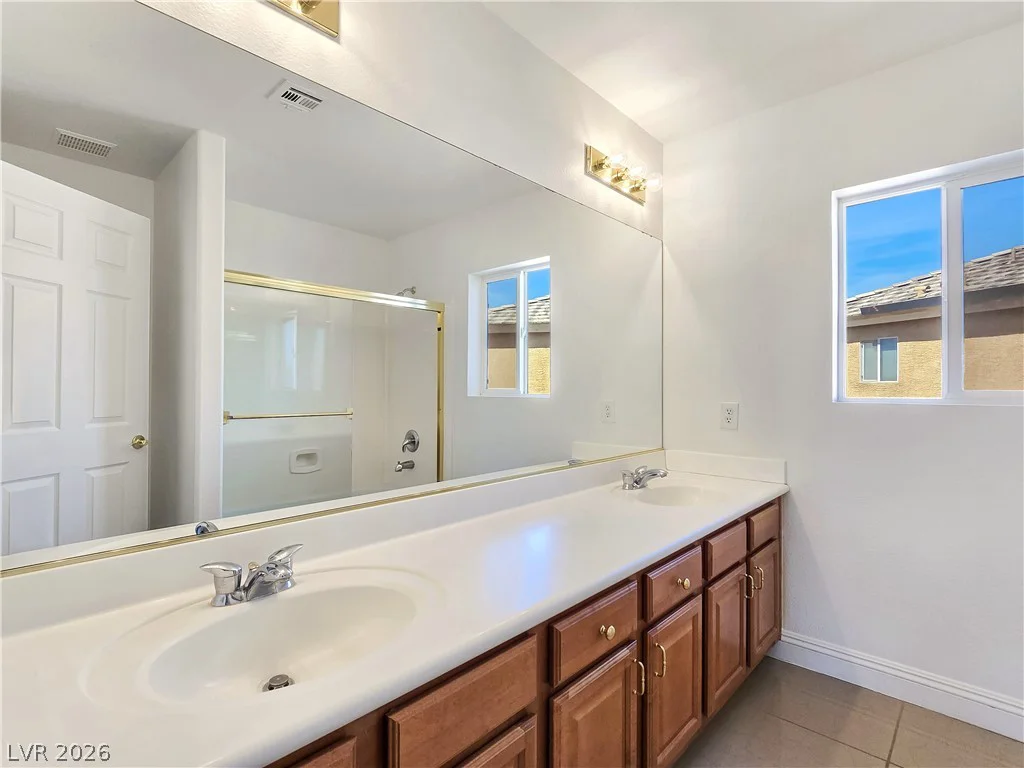 10699 Medicine Bow, Las Vegas, NV 89183