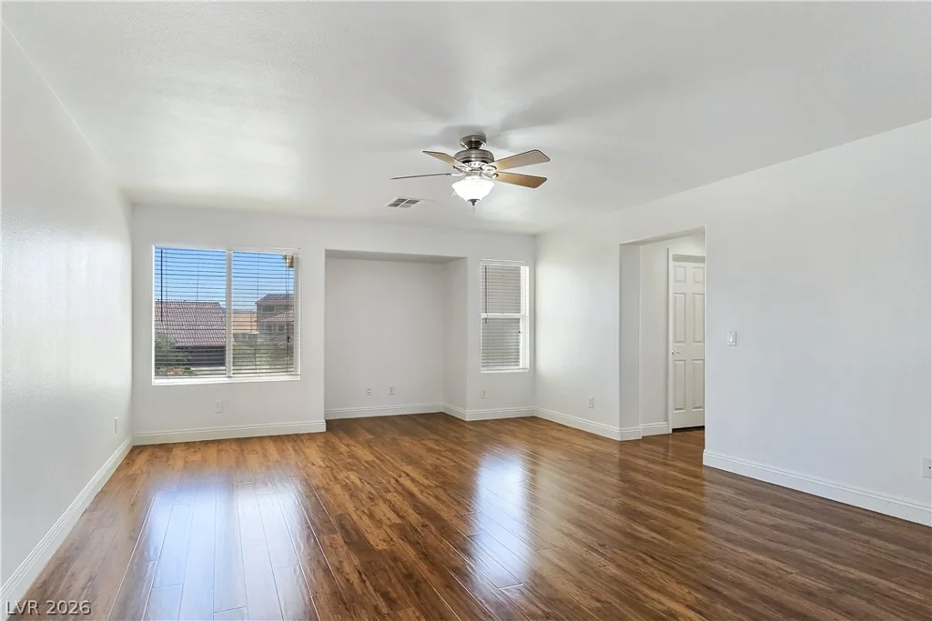 10699 Medicine Bow, Las Vegas, NV 89183