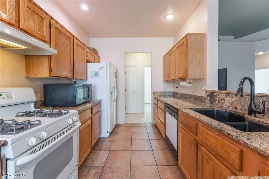 3527 Canter, North Las Vegas, NV 89032