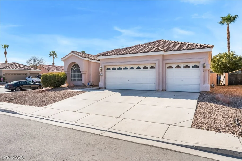 3527 Canter, North Las Vegas, NV 89032