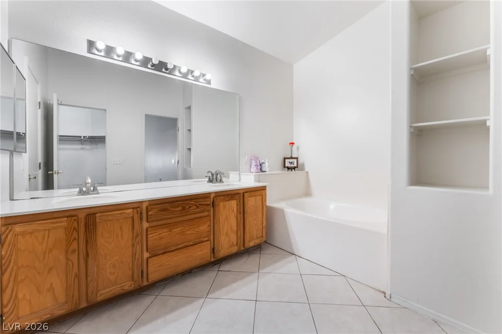 3527 Canter, North Las Vegas, NV 89032