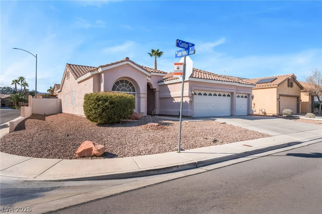 3527 Canter, North Las Vegas, NV 89032