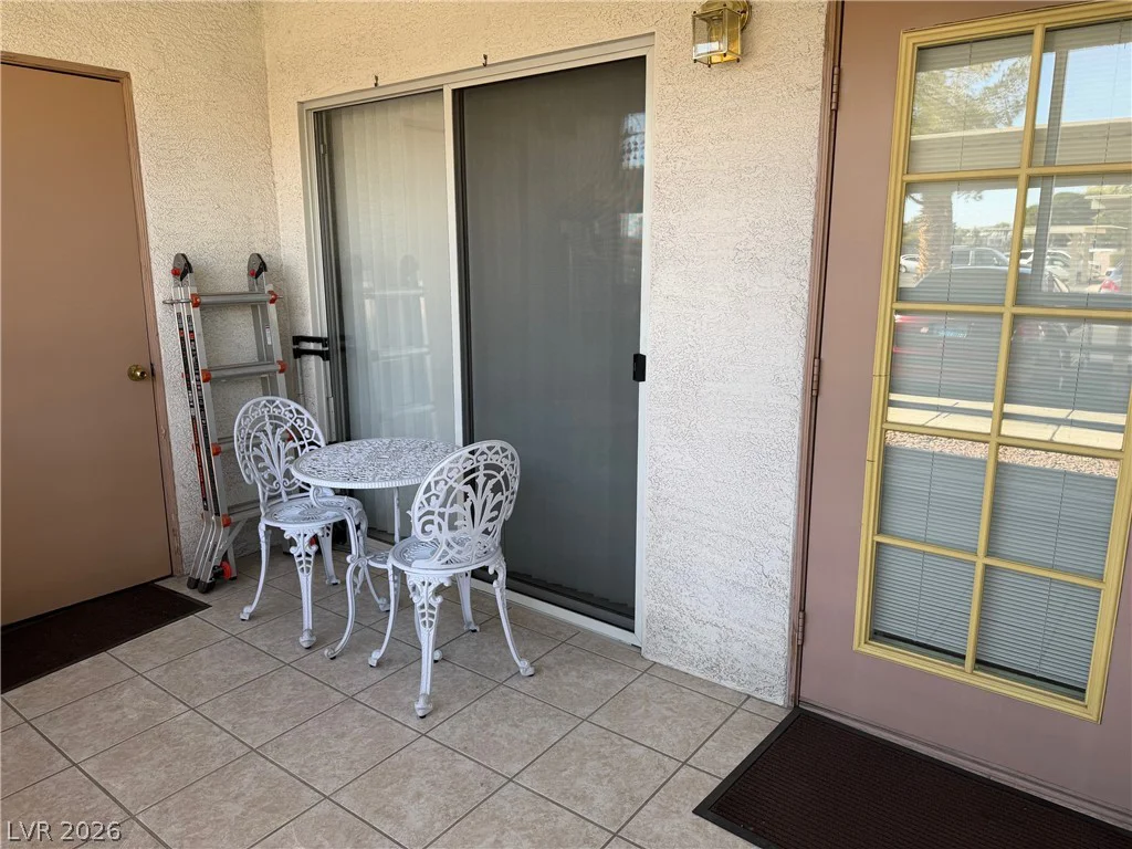 4555 Sahara, Las Vegas, NV 89104