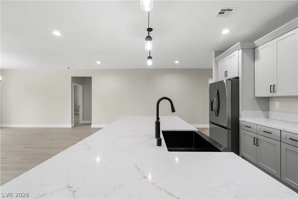 6360 Waterford, Pahrump, NV 89061