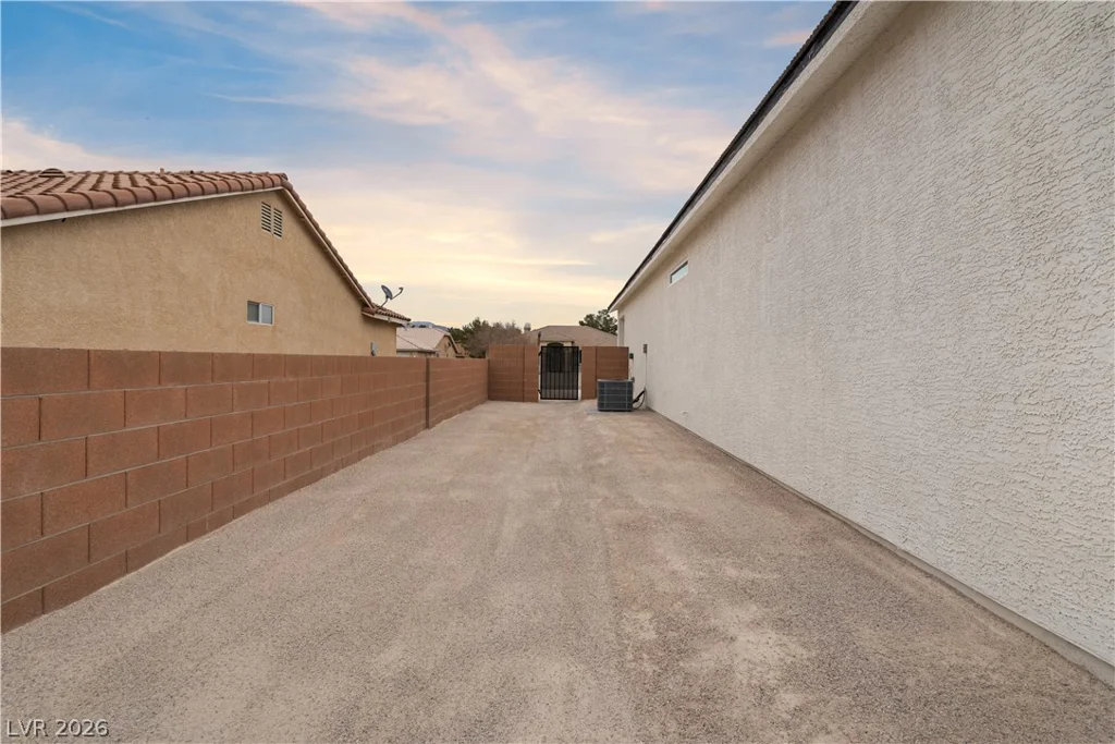 6360 Waterford, Pahrump, NV 89061